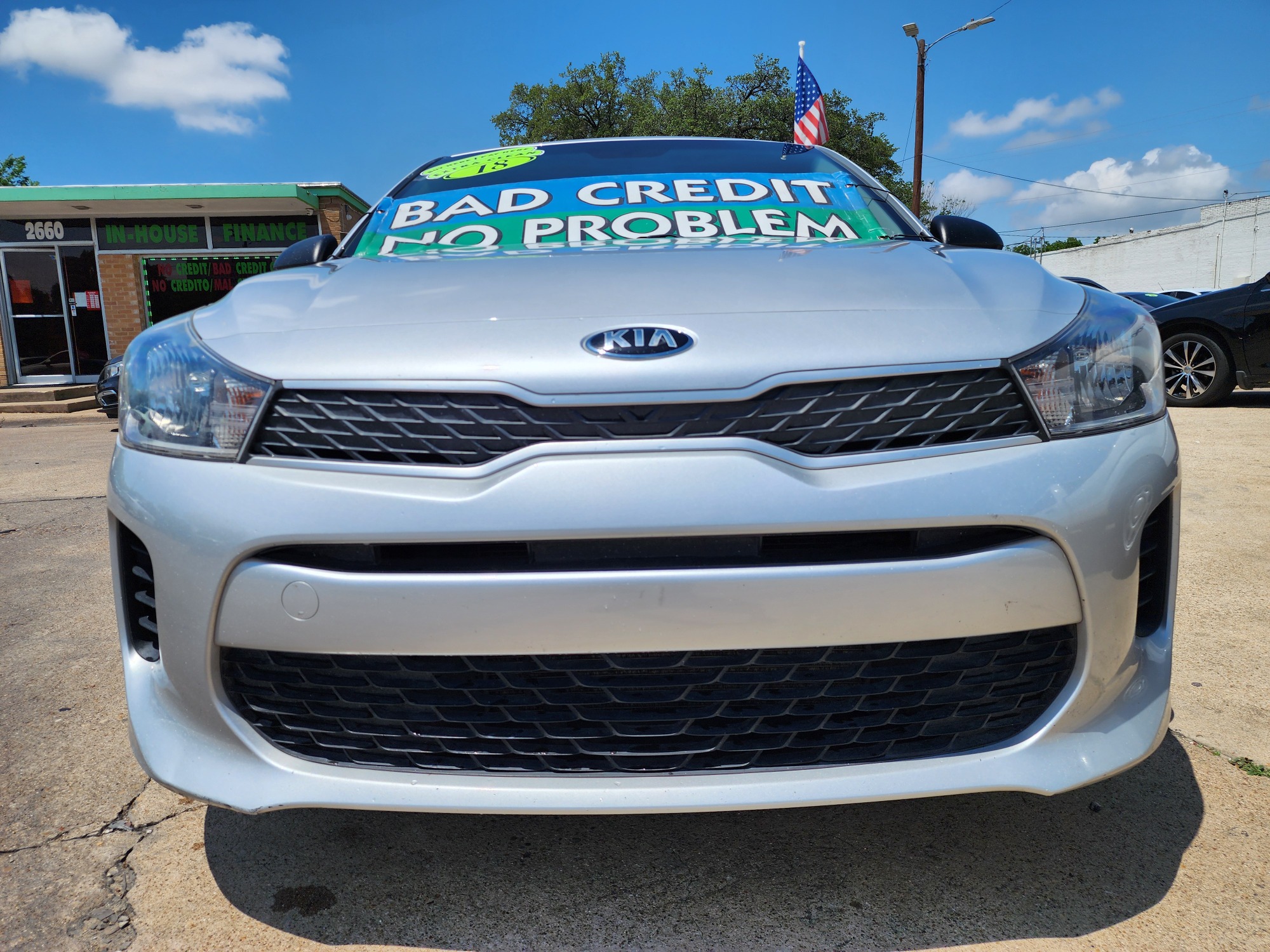 2018 SILVER Kia Rio LX (3KPA24ABXJE) with an 1.6L L4 DOHC 16V engine, 6A transmission, located at 2660 S.Garland Avenue, Garland, TX, 75041, (469) 298-3118, 32.885387, -96.656776 - Welcome to DallasAutos4Less, one of the Premier BUY HERE PAY HERE Dealers in the North Dallas Area. We specialize in financing to people with NO CREDIT or BAD CREDIT. We need proof of income, proof of residence, and a ID. Come buy your new car from us today!! This is a Very clean 2018 KIA RIO LX - Photo #9